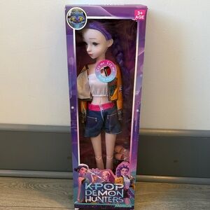 K-Pop Demon Hunters Doll with Vibrant Purple Hair